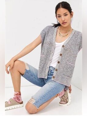 Anthropologie Pilcro Washed Oversized Button Front Sweater Vest Grey Size M